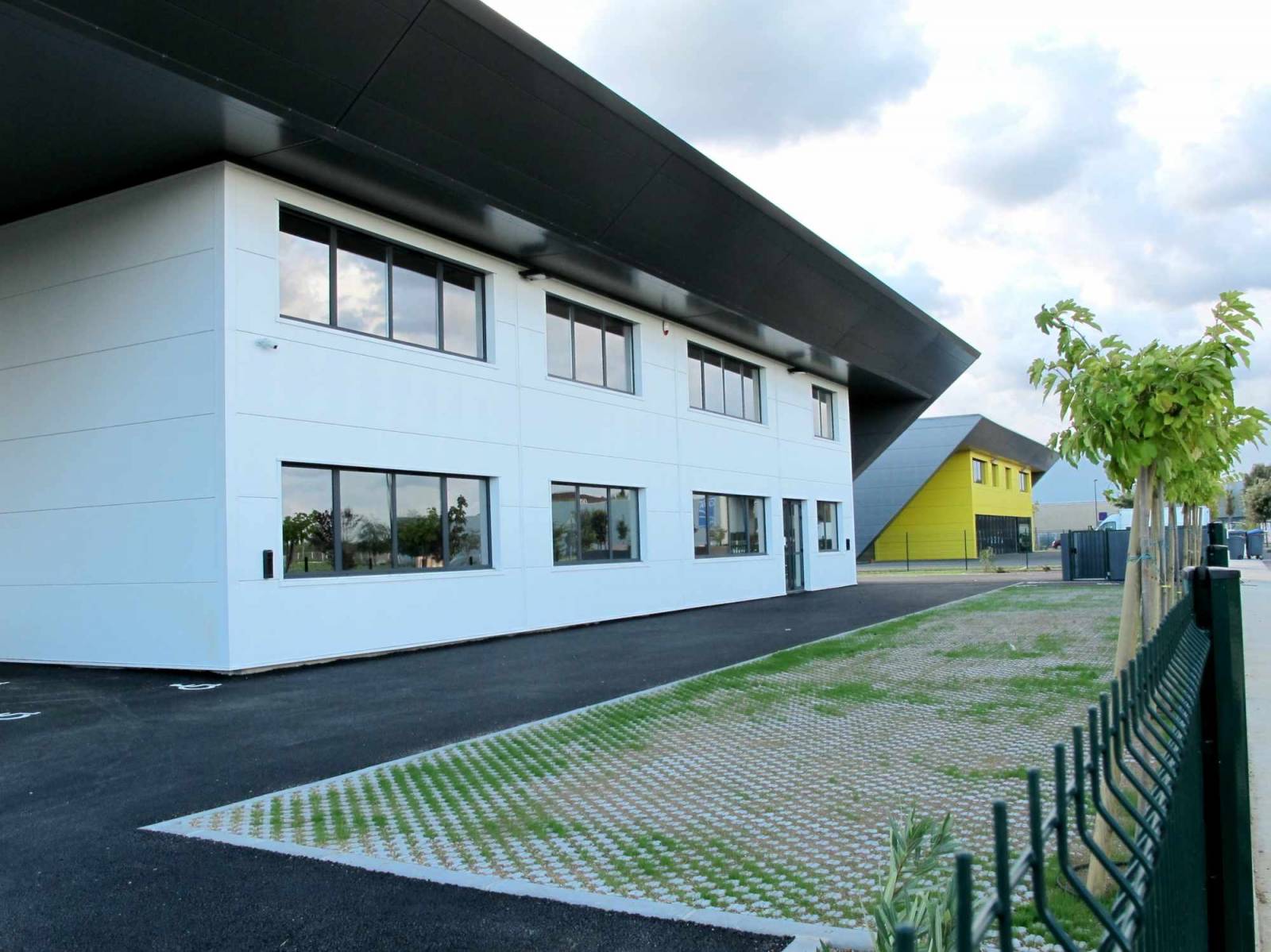 Cirrus Construction Campus Golf Mudaison