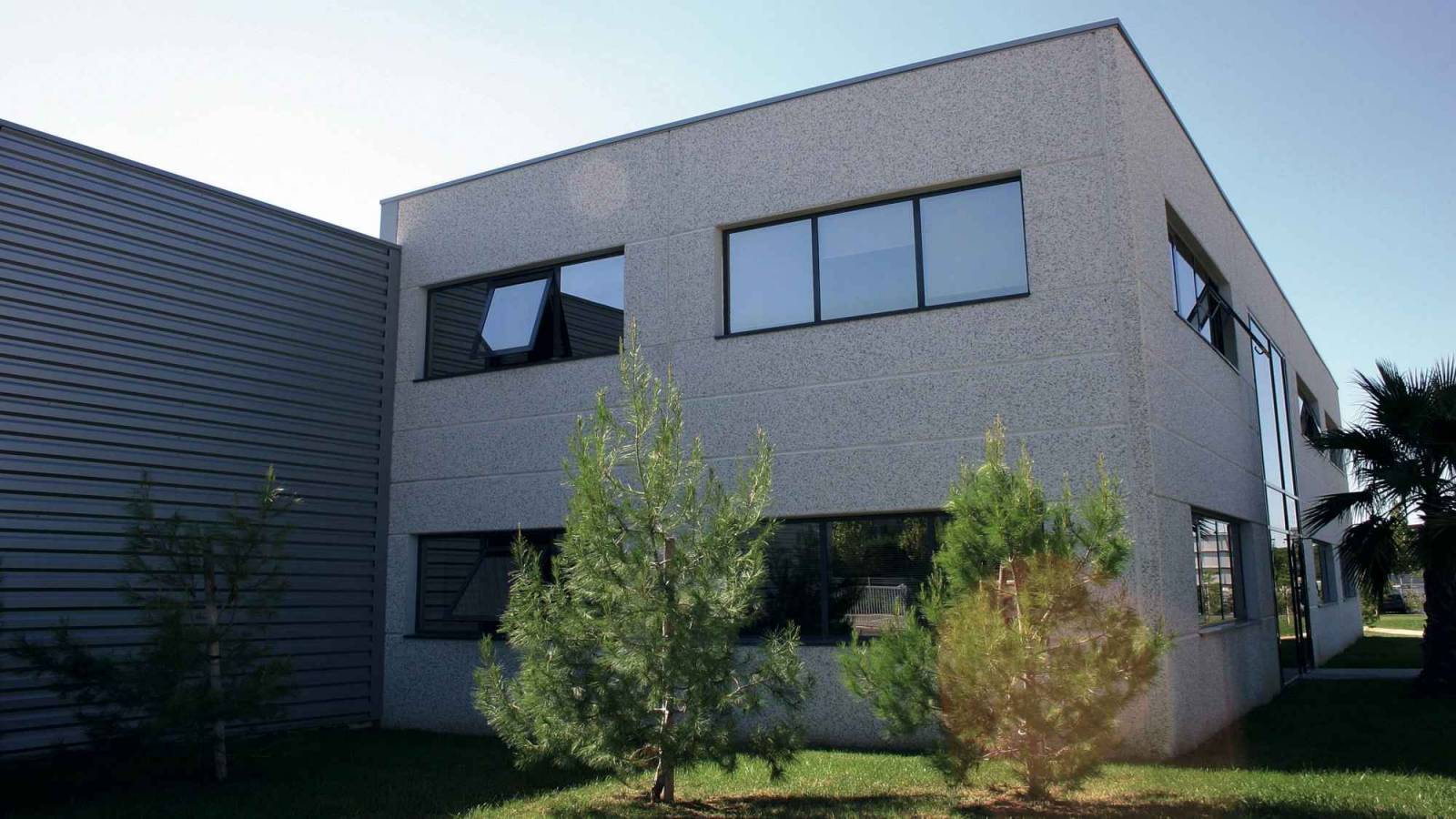 Cirrus Construction bâtiment administratif et imprimerie JF Impression à Montpellier