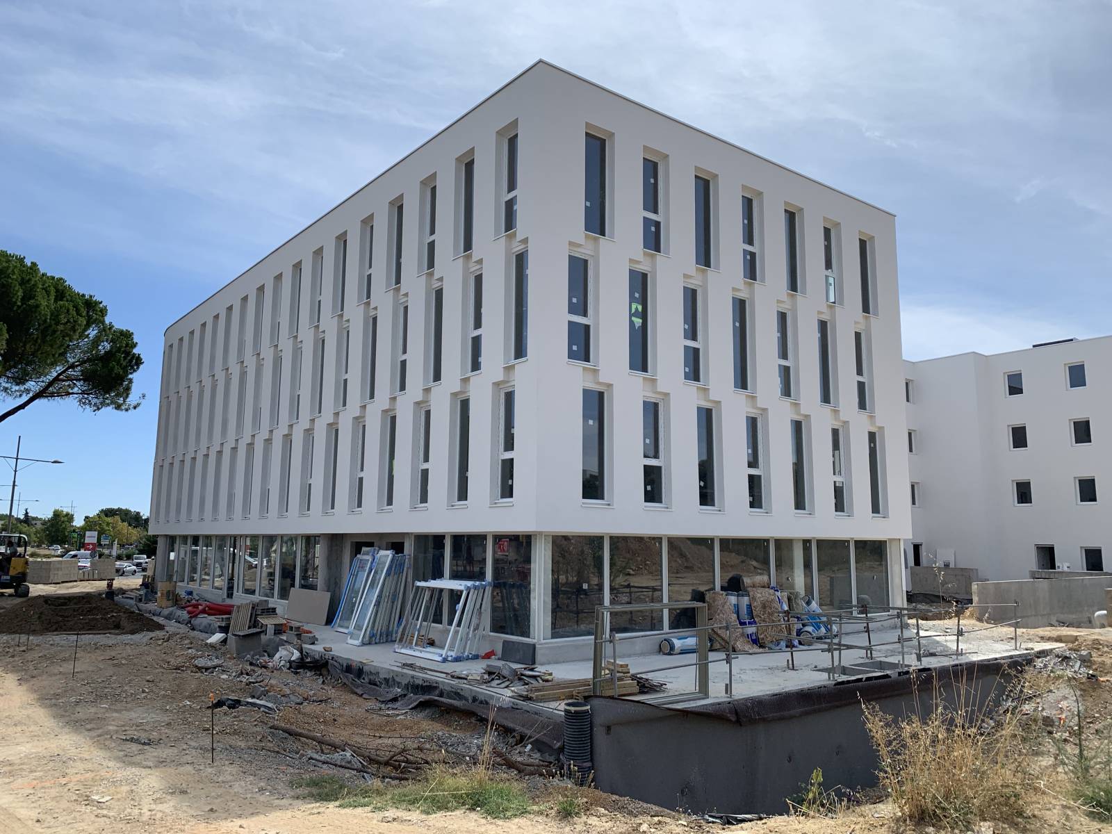Cirrus Construction bâtiment hôtel bureaux restaurant Parc de la Lyre Montpellier