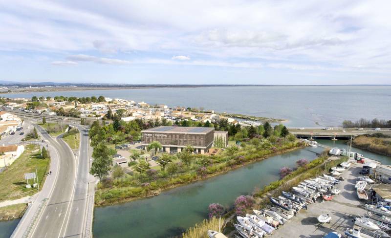 Cirrus Construction F-ONE Lattes