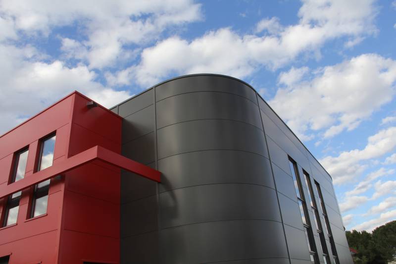 Cirrus Construction Carbon 2.0 Lavérune bâtiment artisanal